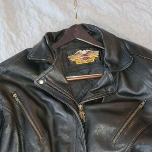 Vintage Women's Harley-Davidson Black Leather Jacket